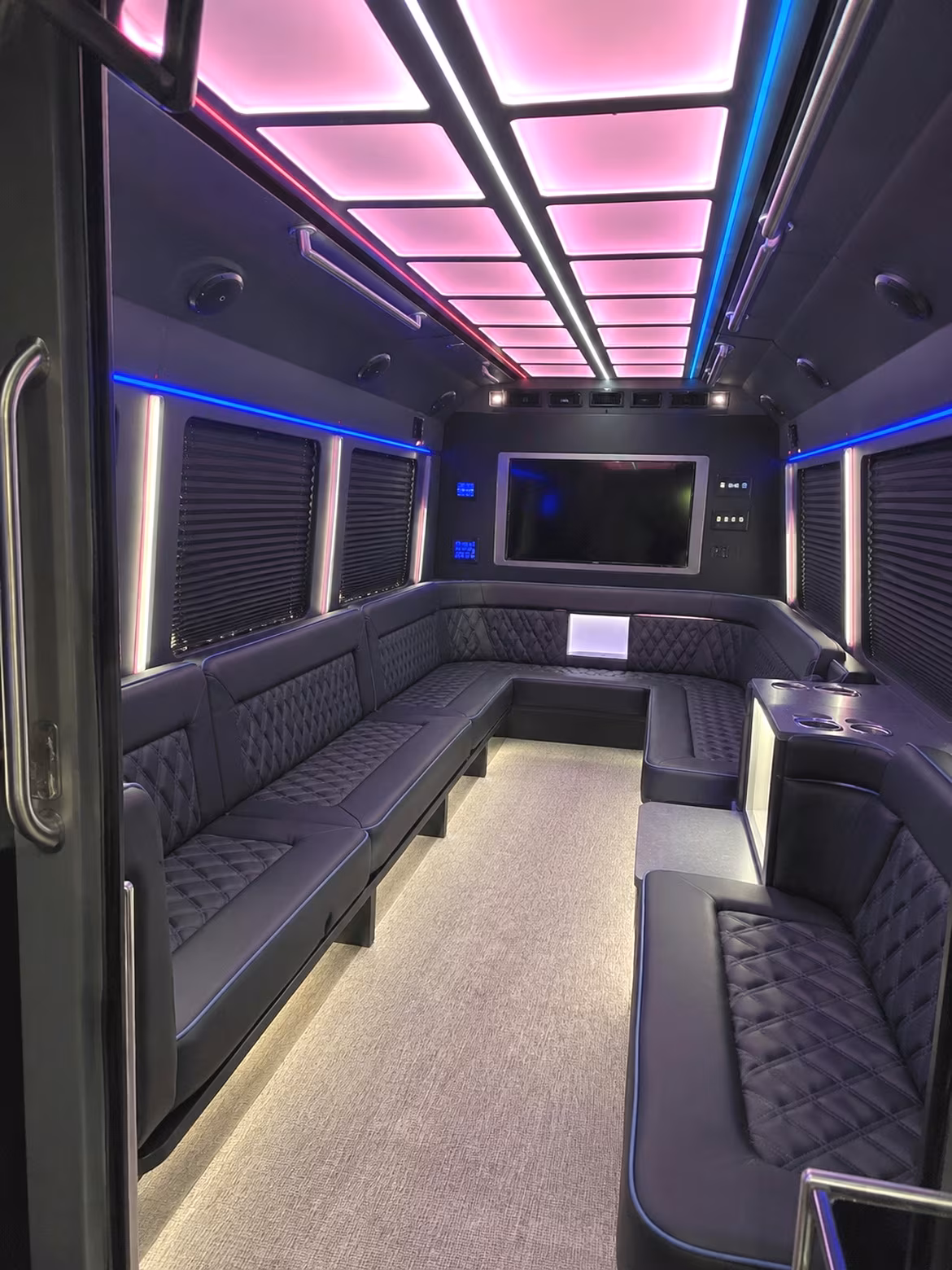 battleship cove fall river heritage state park area party bus rental