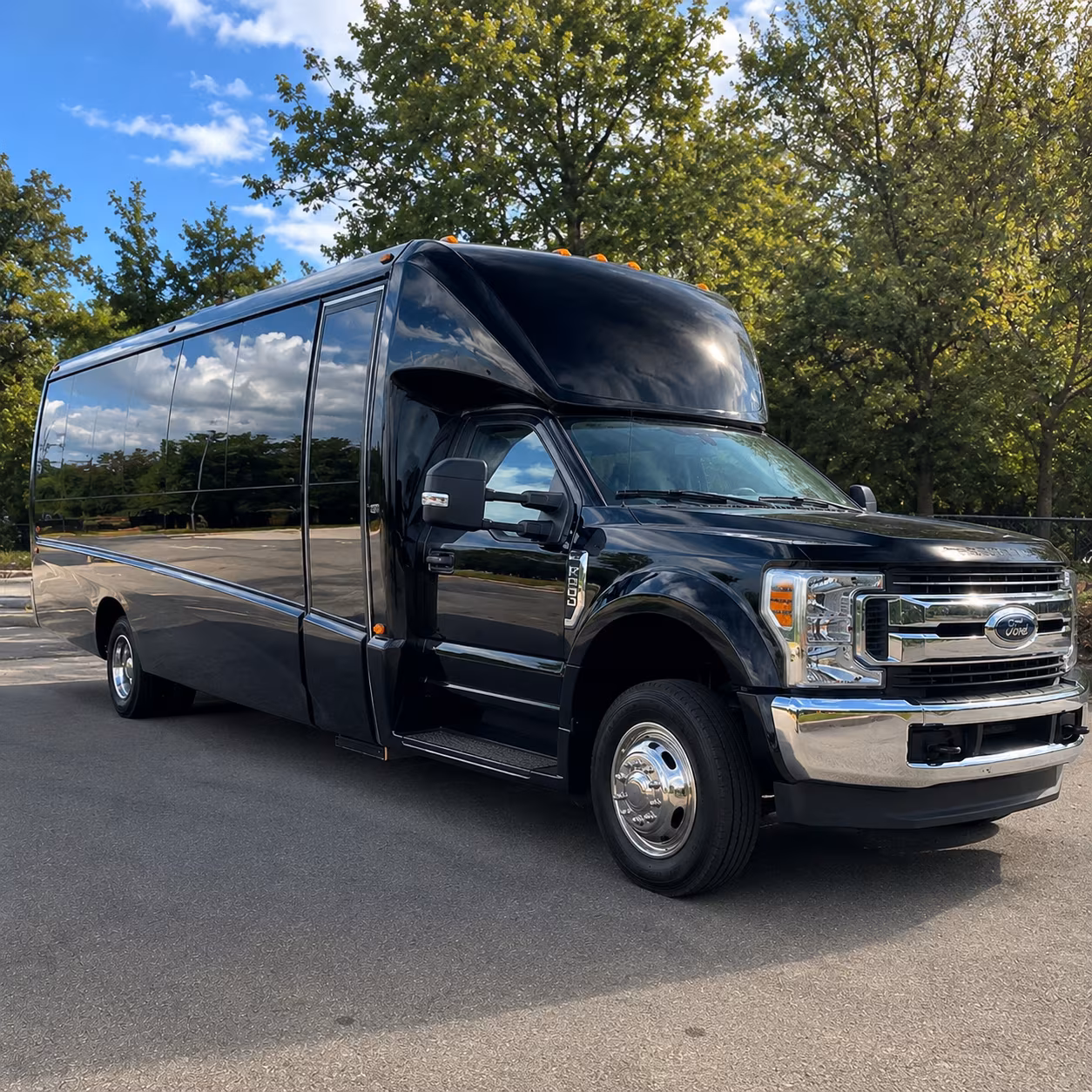 charter buses in fall river for large school prom groups and after party shuttles