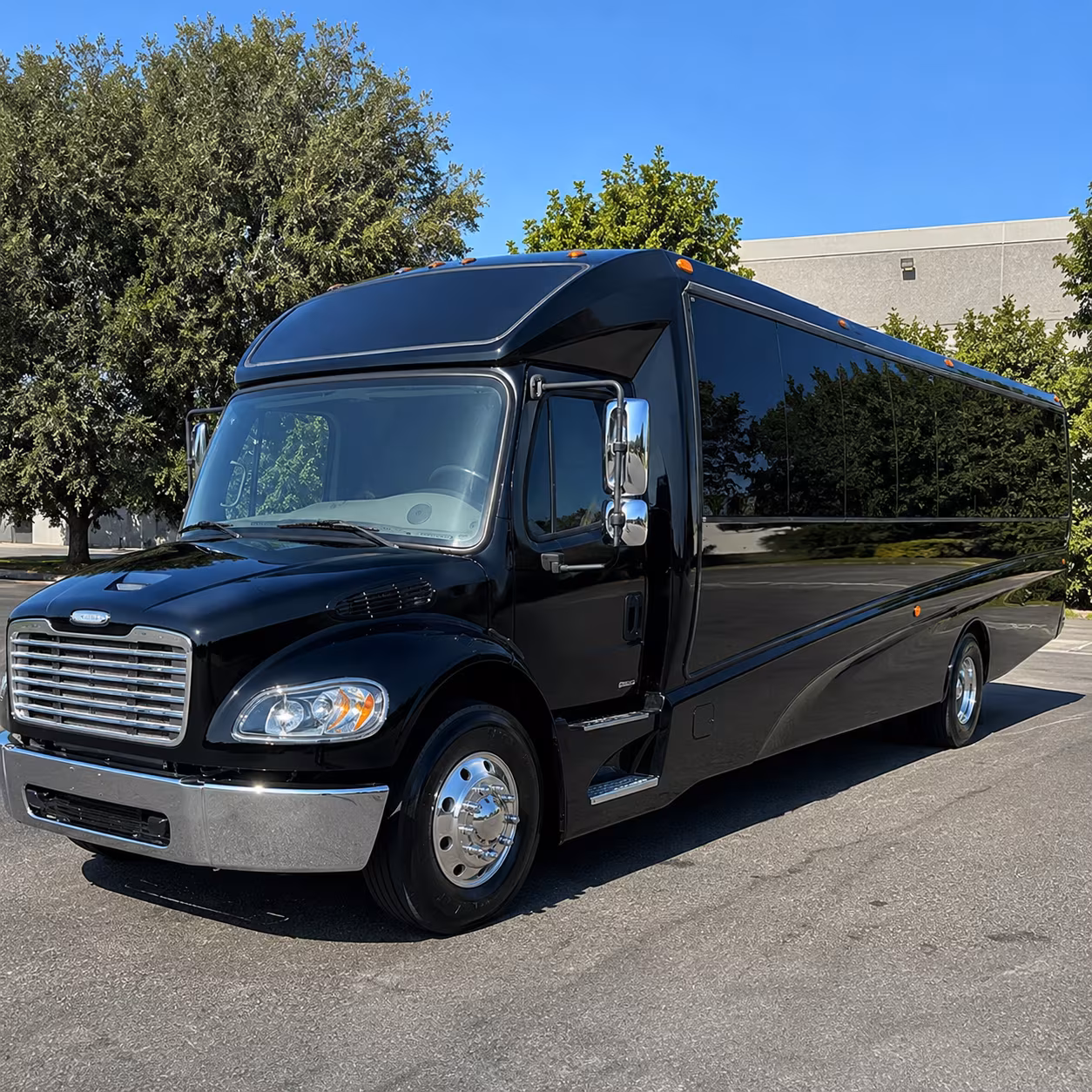 fall river 28 passenger minibus
