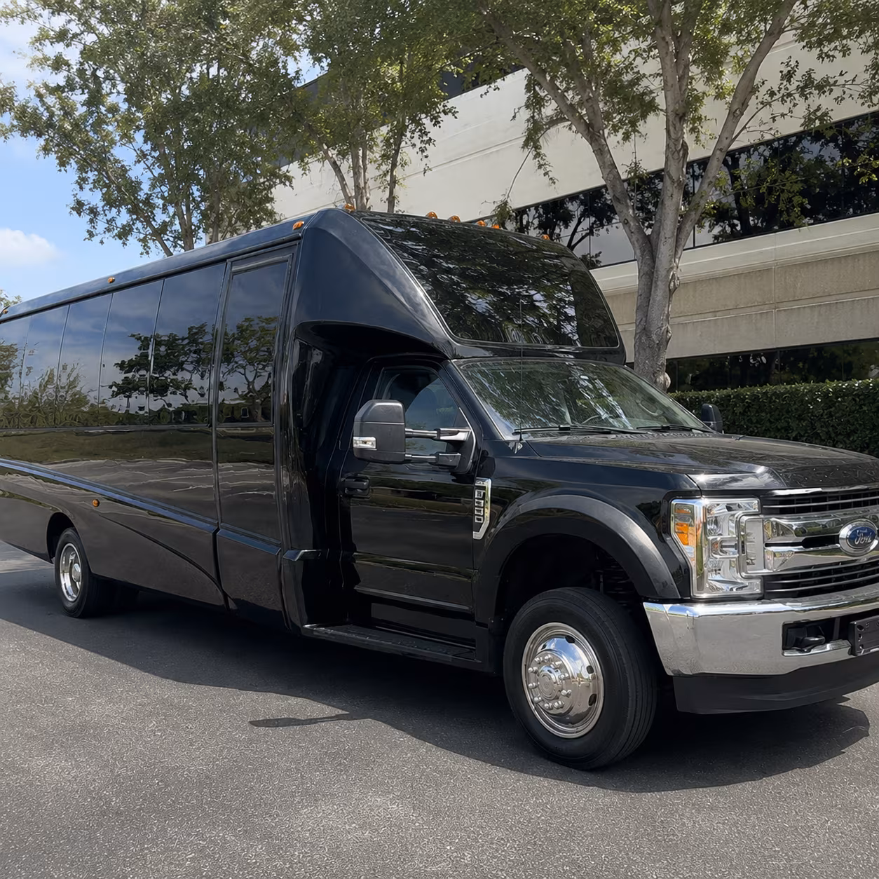 holiday party bus rental